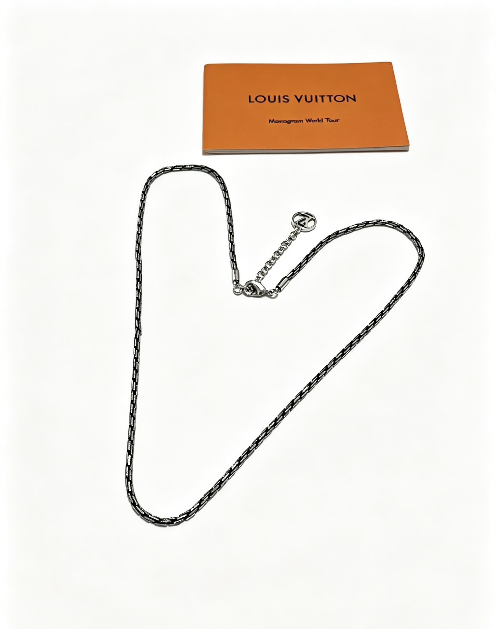 Louis Vuitton Men's Chain Necklace